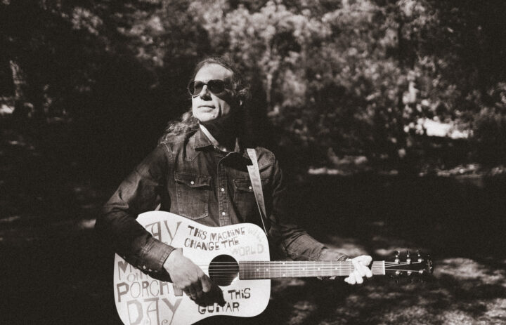  20241101_Play-Music-On-The-Porch-Day-19-(BW) 